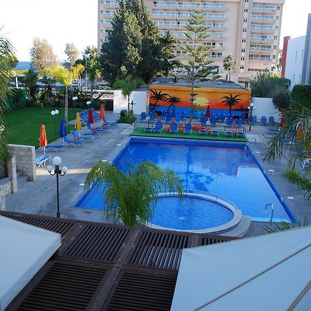 The Caravel Hotel Limassol Exterior foto