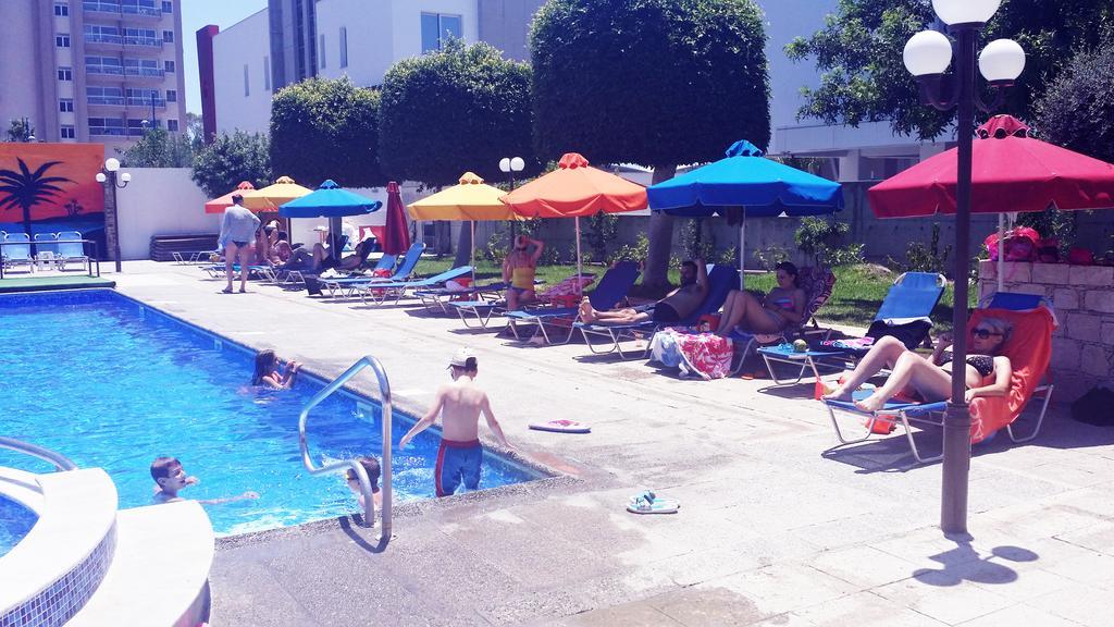 The Caravel Hotel Limassol Exterior foto