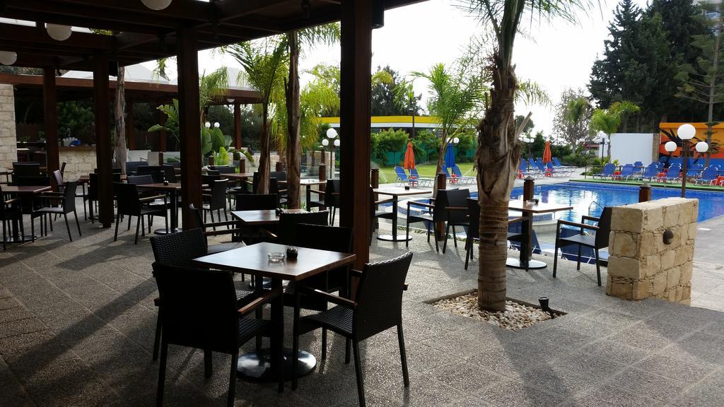 The Caravel Hotel Limassol Exterior foto
