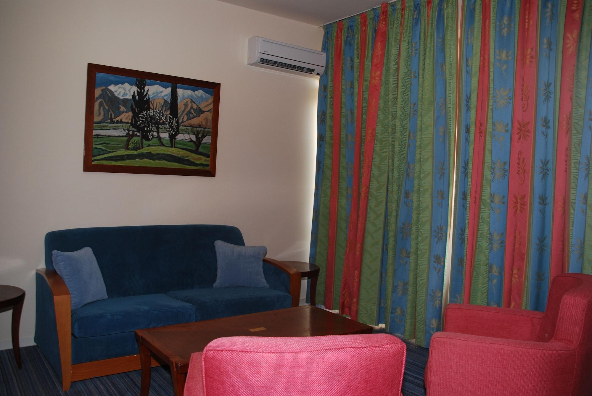 The Caravel Hotel Limassol Exterior foto