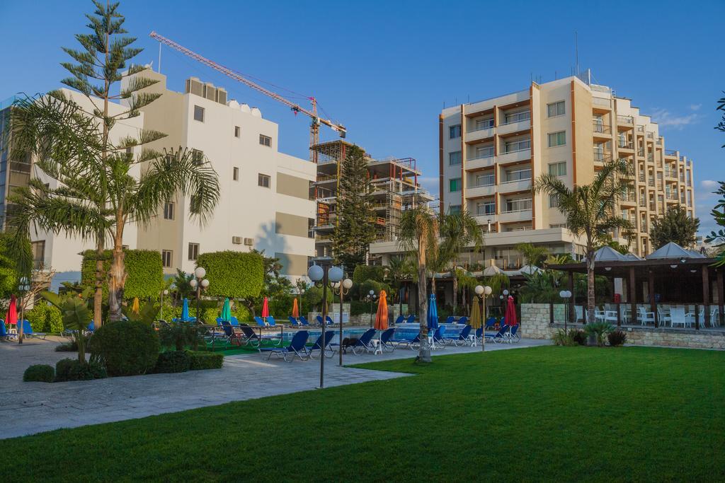 The Caravel Hotel Limassol Exterior foto